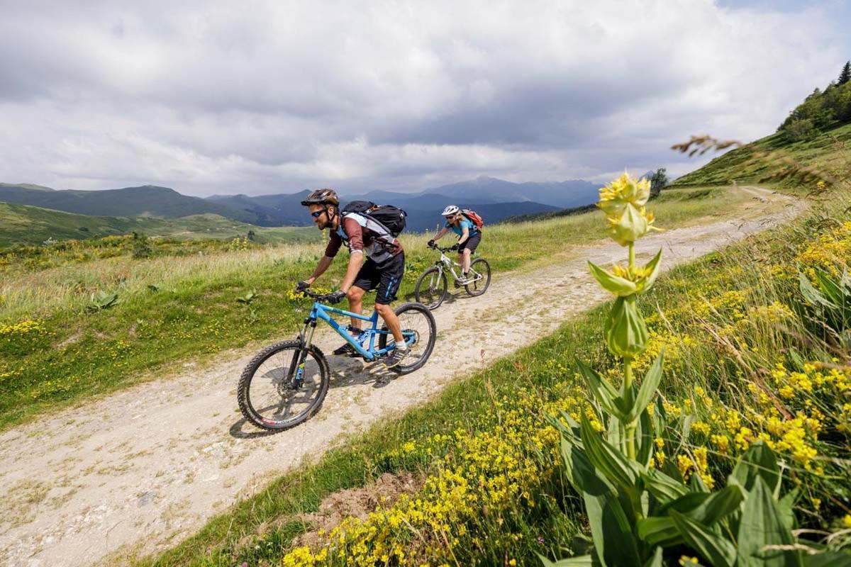 Camping Paradis La Marmotte Ax-les-Thermes Exteriér fotografie