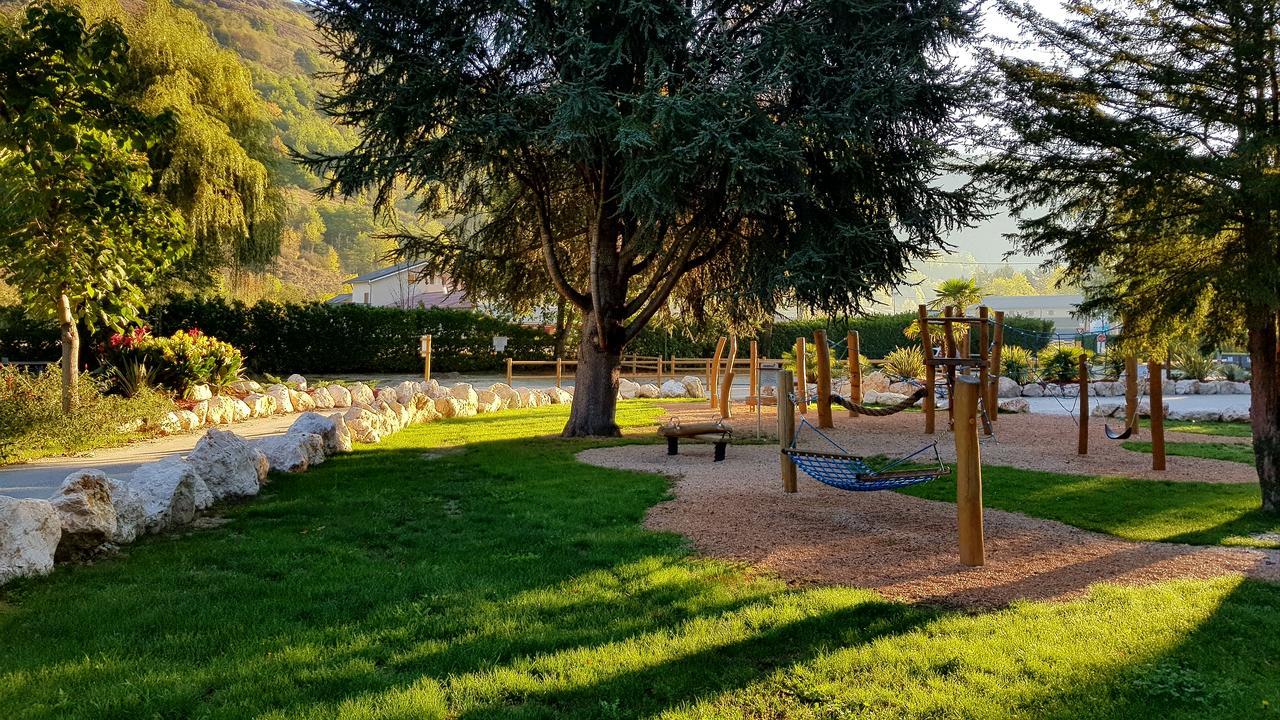 Camping Paradis La Marmotte Ax-les-Thermes Exteriér fotografie